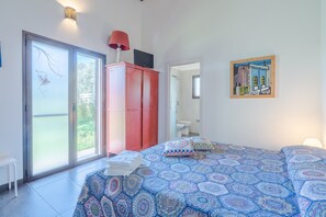 4 bedrooms, iron/ironing board, free WiFi, wheelchair access - Villa 'Apollonion' with Private Pool, Wi-Fi and Air Conditioning (Siracusa)