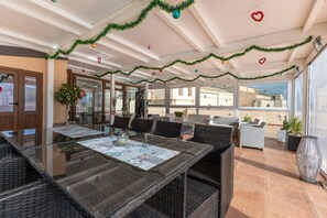 Dining - Room 'Al Duomo - Camera Tripla' with Shared Terrace, Wi-Fi and Air Conditioning (Licata)