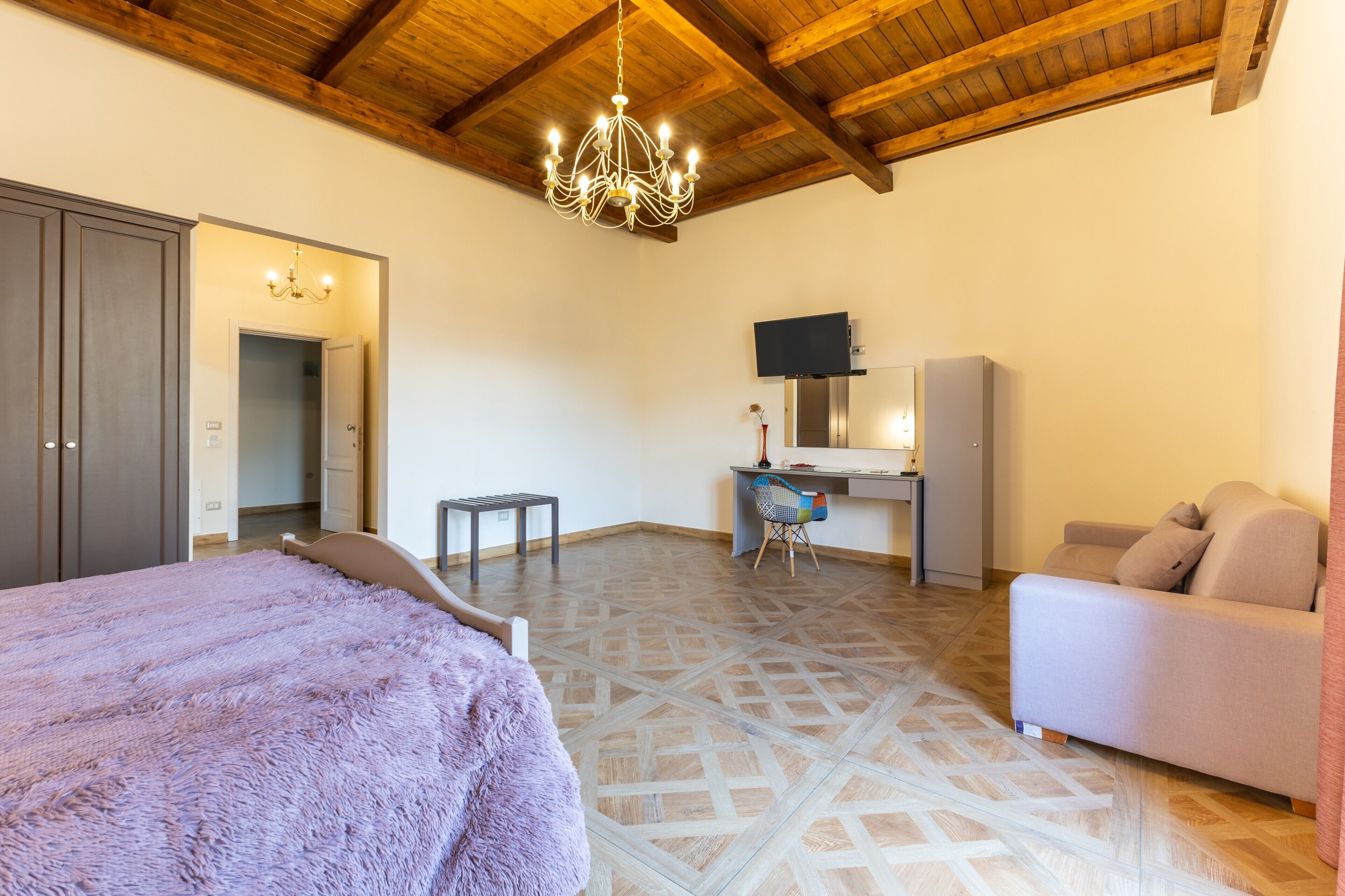 1 camera, ferro/asse da stiro, Wi-Fi gratuito, lenzuola