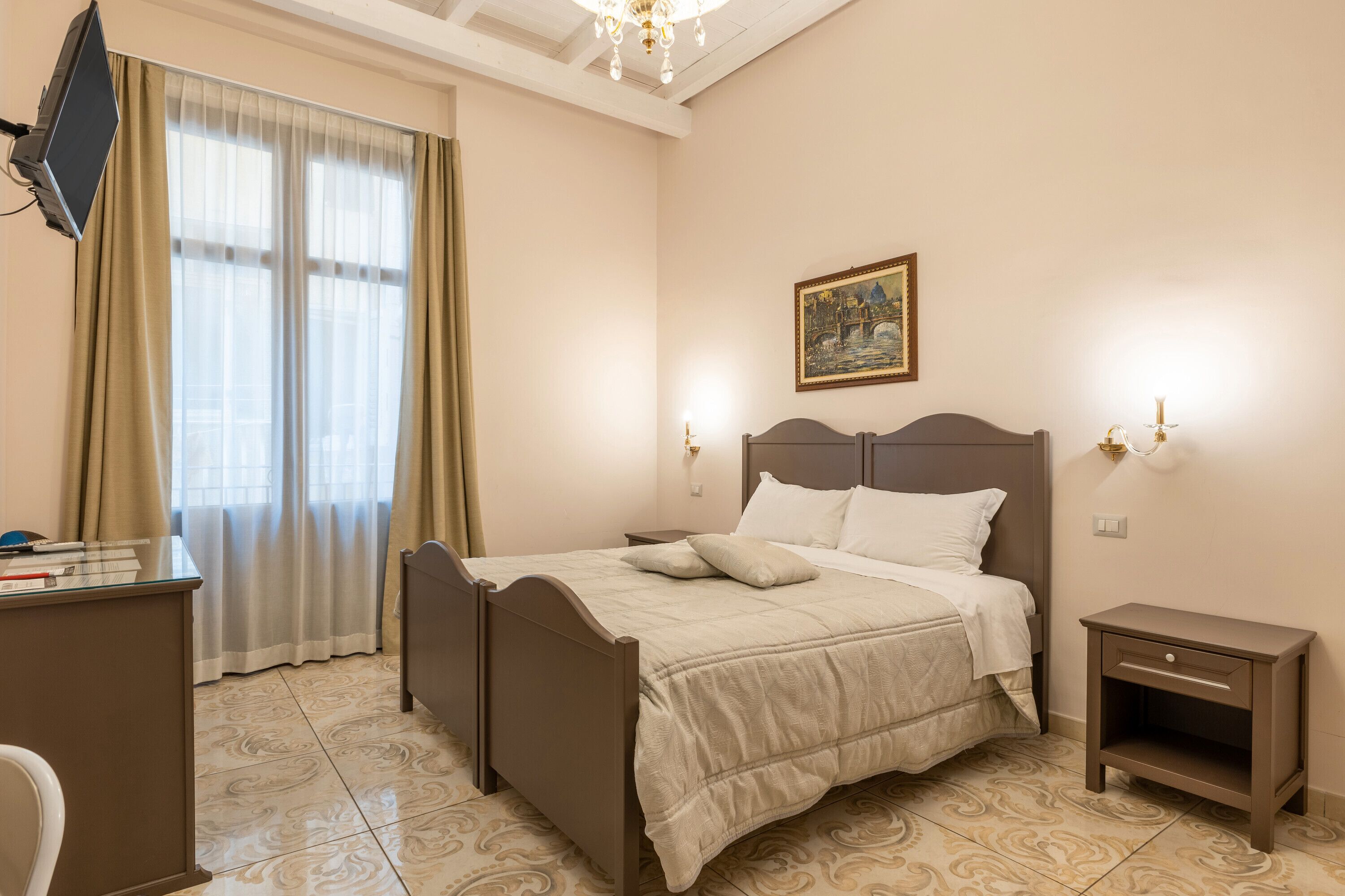 1 habitación, tabla de planchar con plancha, wifi gratis y ropa de cama 