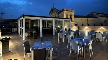 Ristorazione all'aperto