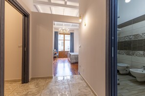 1 bedroom, iron/ironing board, free WiFi, bed sheets - Room 'Al Duomo - Suite' with Shared Terrace, Wi-Fi and Air Conditioning (Licata)