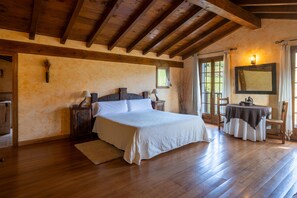 3 chambres, Wi-Fi gratuit, draps fournis