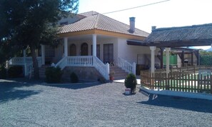 Exterior - Country House 'Chalet Del Sol' with Private Pool, Shared Terrace and Private Garden (Puerto Lumbreras)