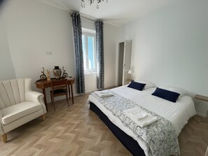 3 bedrooms, free WiFi, bed sheets