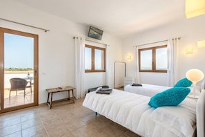 6 camere, ferro/asse da stiro, Wi-Fi gratuito, lenzuola