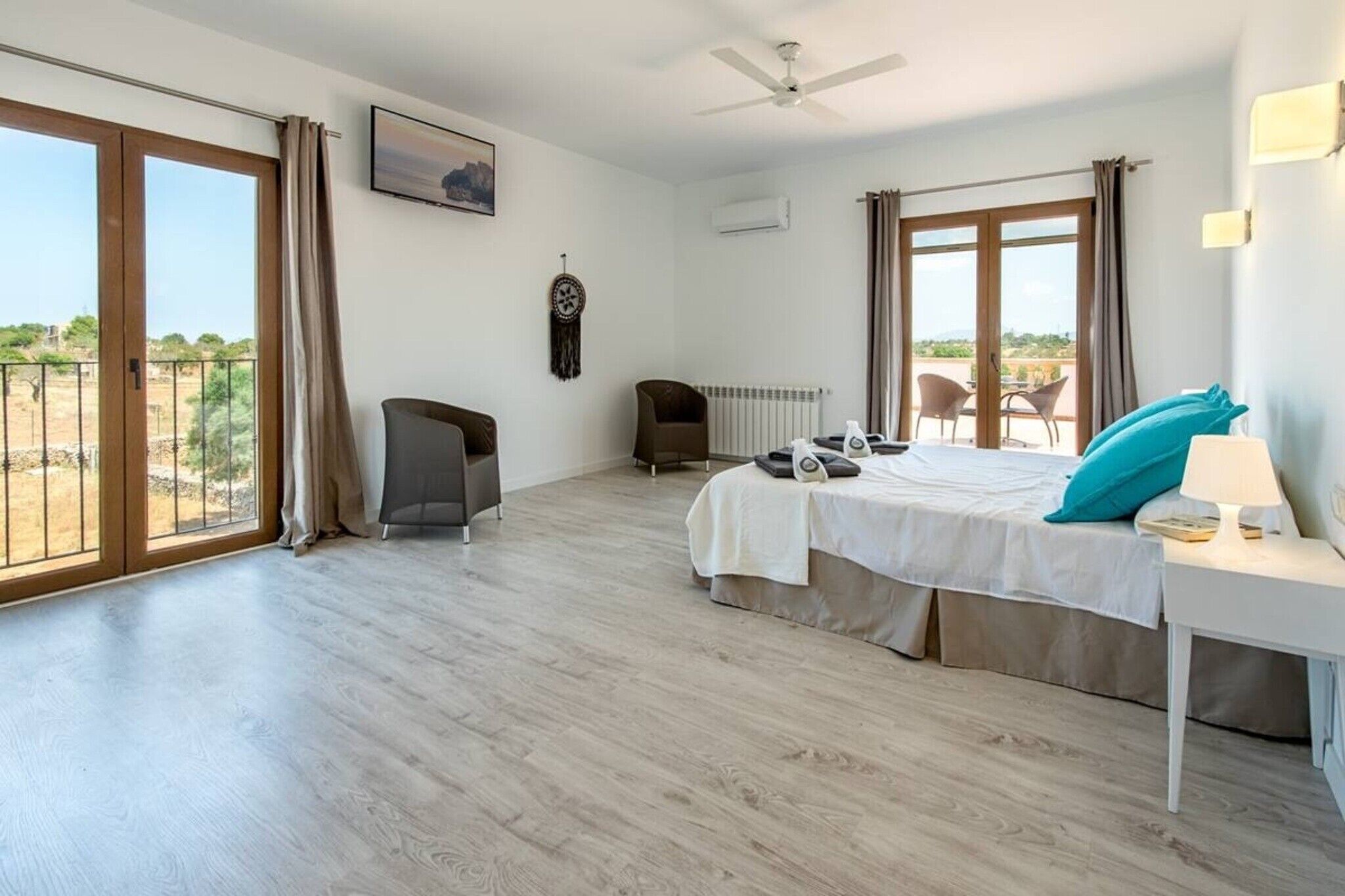 6 camere, ferro/asse da stiro, Wi-Fi gratuito, lenzuola