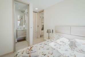 2 makuuhuonetta, silitysrauta/-lauta, ilmainen Wi-Fi, vuodevaatteet