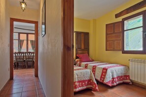 2 quartos, Wi-Fi de cortesia, roupa de cama