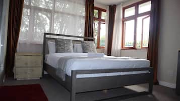 1 habitación, tabla de planchar con plancha, wifi y ropa de cama