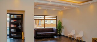 FAIRSTAY LODGE- SELF CATERING ACCOMMODATION IN PAROW CAPE TOWN