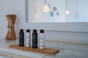 Doccia, asciugacapelli, asciugamani