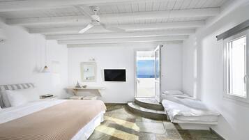 Iron/ironing board, free WiFi, bed sheets