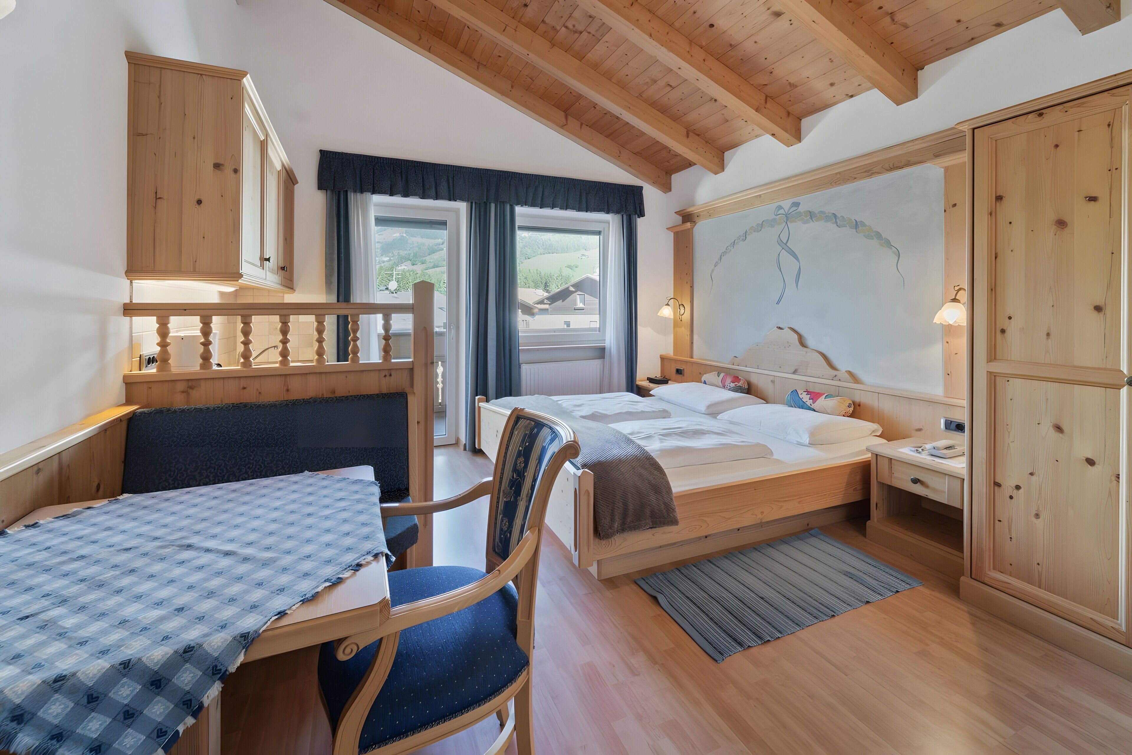 1 bedroom, free WiFi, bed sheets