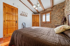 6 chambres, Wi-Fi gratuit, draps fournis