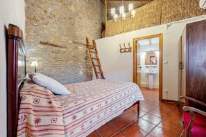 4 habitaciones, wifi gratis y ropa de cama 