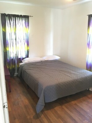 2 bedrooms, WiFi, bed sheets