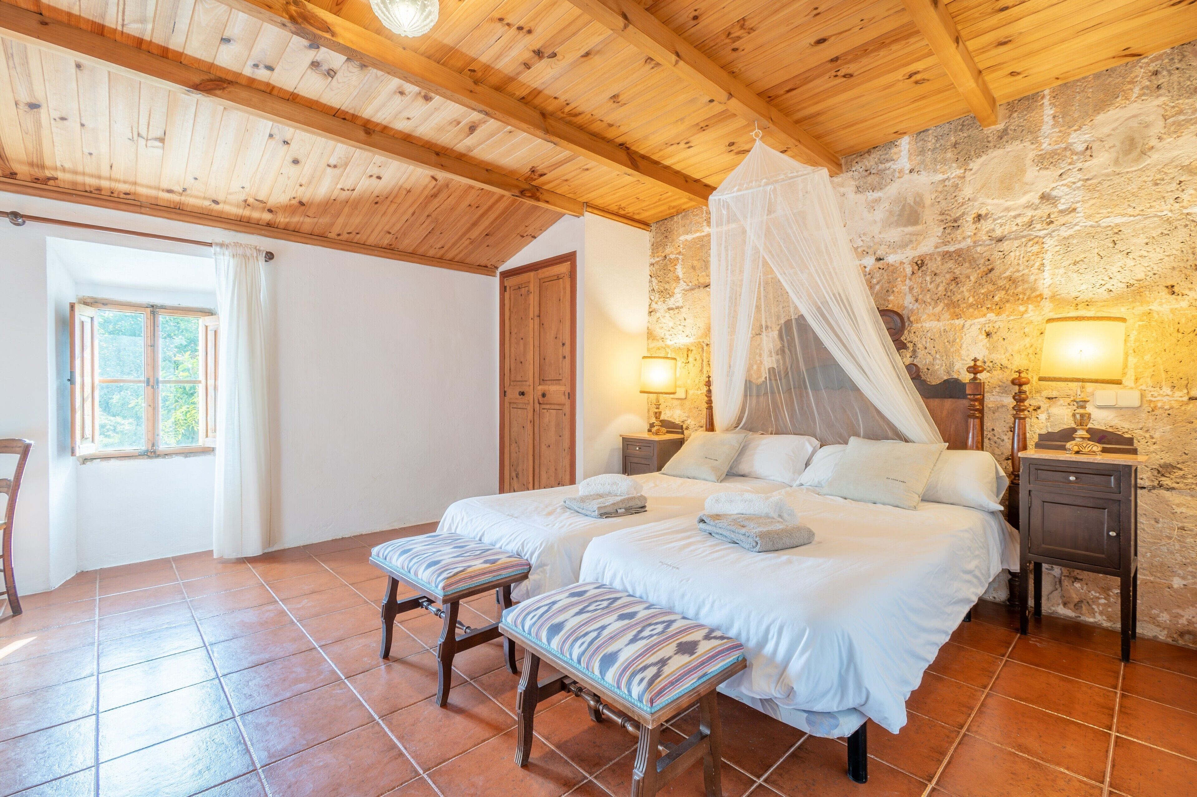 2 chambres, Wi-Fi gratuit, draps fournis