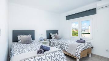 2 sovrum, strykjÀrn/strykbrÀda, gratis wi-fi och sÀngklÀder