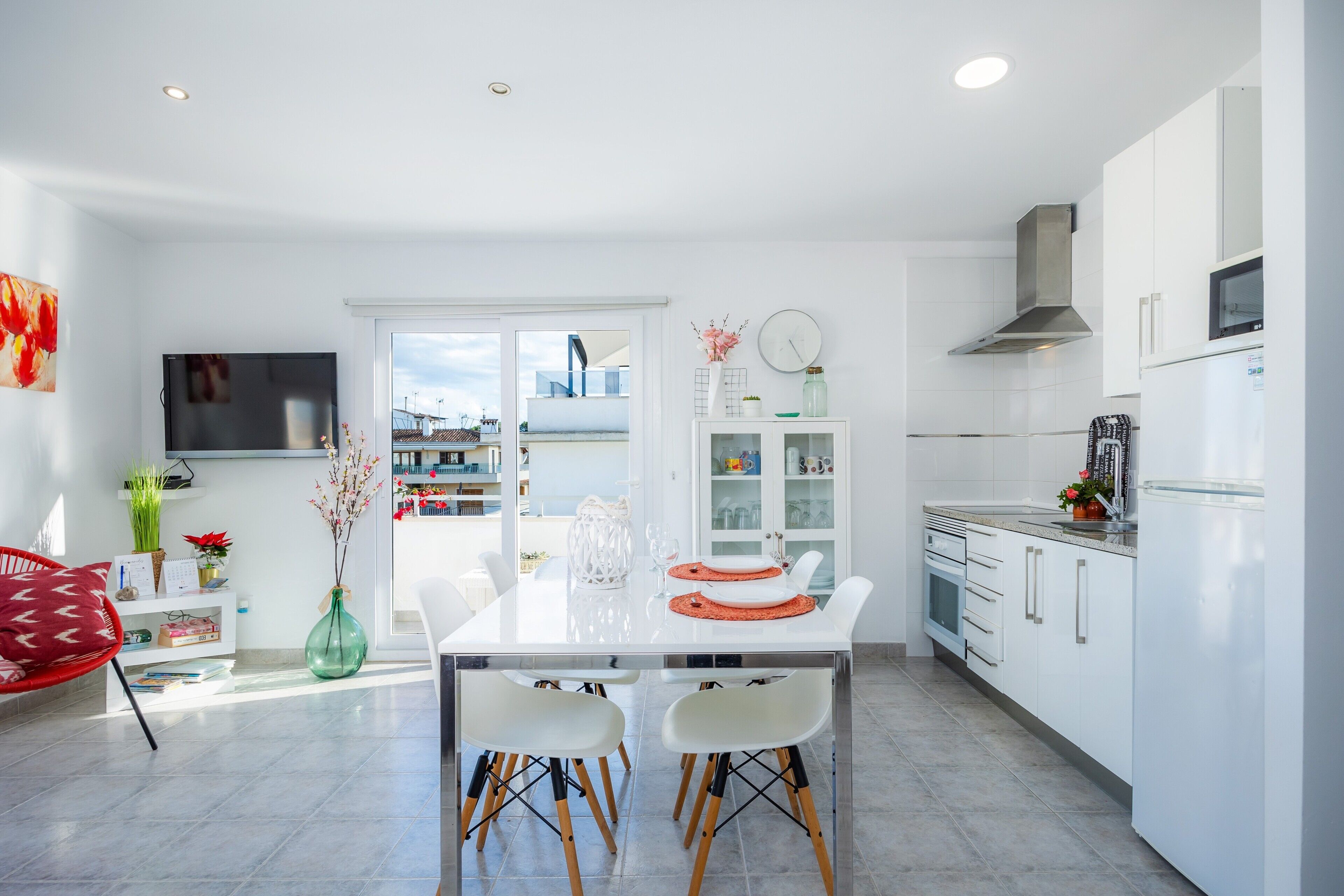 Refrigerador, microondas, horno, placa de cocina