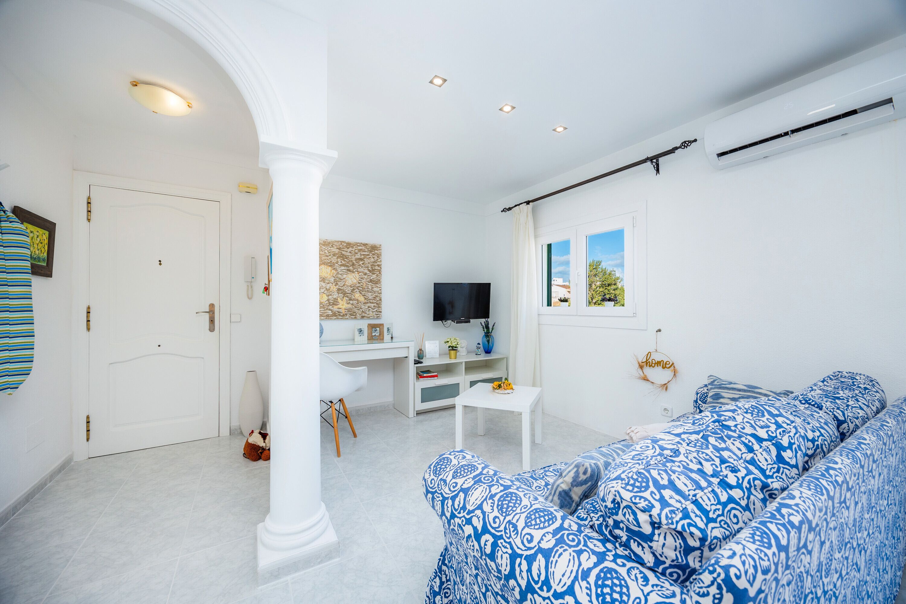 2 slaapkamers, een strijkplank/strijkijzer, gratis wifi, beddengoed