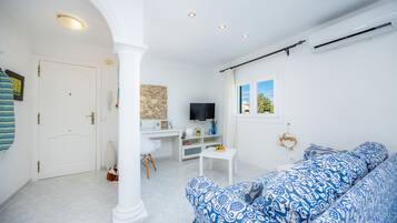 2 slaapkamers, een strijkplank/strijkijzer, gratis wifi, beddengoed