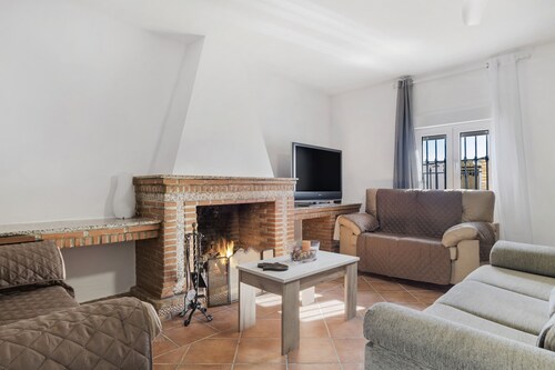 Chalet 'Casa Pilar' with Mountain View, Private Pool and Wi-Fi