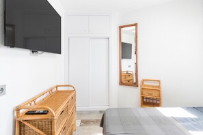 2 habitaciones, tabla de planchar con plancha y wifi gratis 