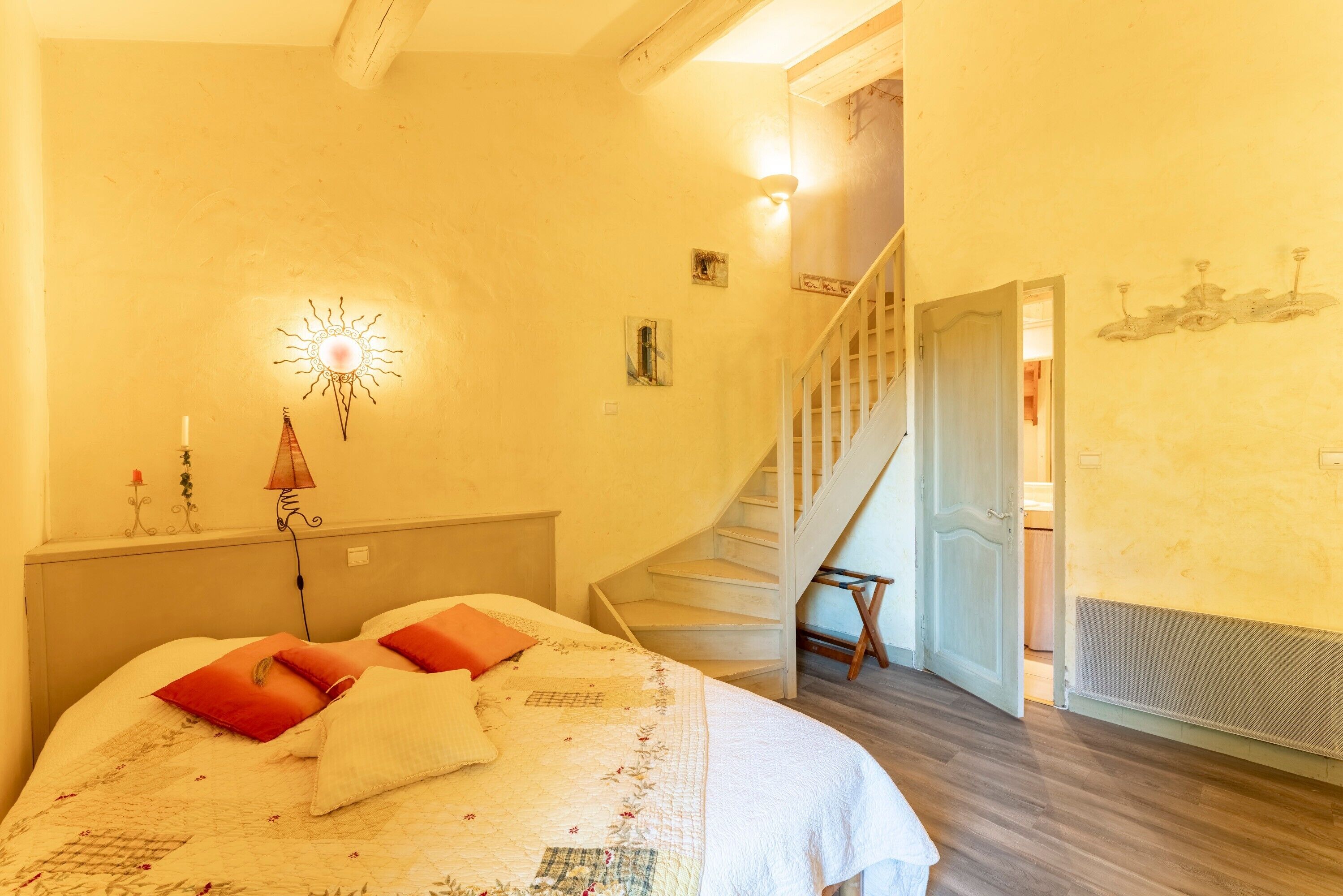 4 chambres, Wi-Fi gratuit, draps fournis