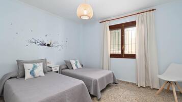 3 slaapkamers, gratis wifi, beddengoed