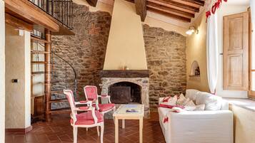 Chimenea y tenis de mesa