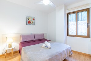 1 makuuhuone, silitysrauta/-lauta, ilmainen Wi-Fi, vuodevaatteet