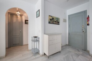 Interior - Apartment 'Benalmar Bajo C' with Shared Pool, Wi-Fi and Air Conditioning (Benalmadena)