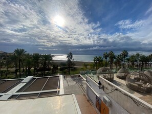 Property grounds - Apartment 'Ole Playa' with Sea View, Wi-Fi and Air Conditioning (Benalmadena)