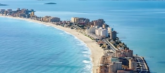 Apartment 'Eurovosa Vistas Al Mar' with Shared Pool, Shared Garden and Air Conditioning