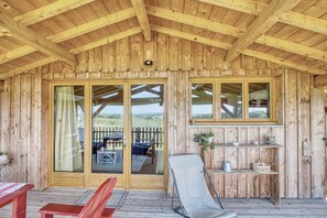 Terrace/patio - Cabin 'Muscadelle' with Shared Pool, Wi-Fi and Air Conditioning (Monbazillac)