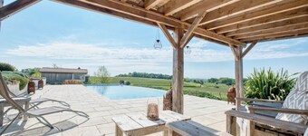 Cabin 'Malfourat' with Shared Pool, Wi-Fi and Air Conditioning