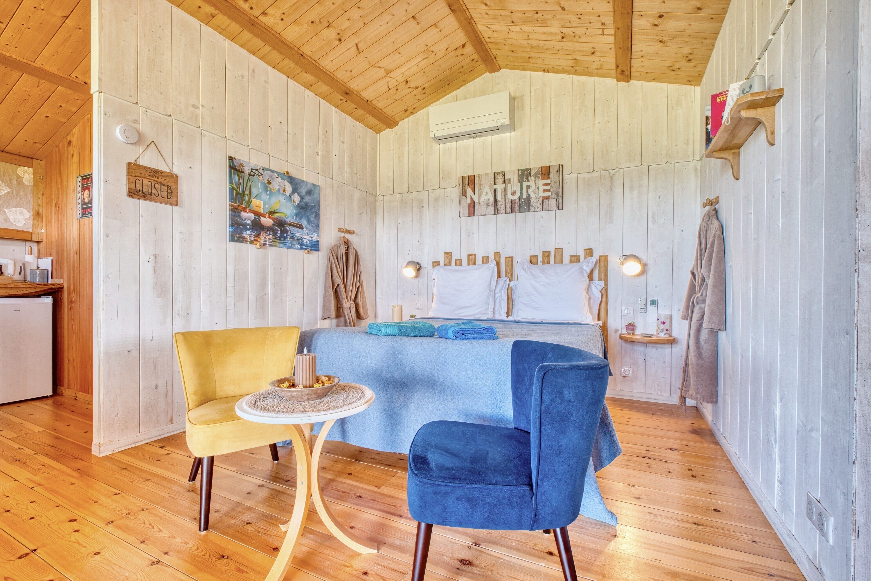 2 chambres, Wi-Fi gratuit, draps fournis