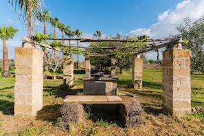 Property grounds - Villa 'Dimora Balu'' with Sea View, Wi-Fi and Air Conditioning (Parabita)