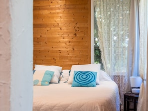 1 chambre, Wi-Fi gratuit, draps fournis