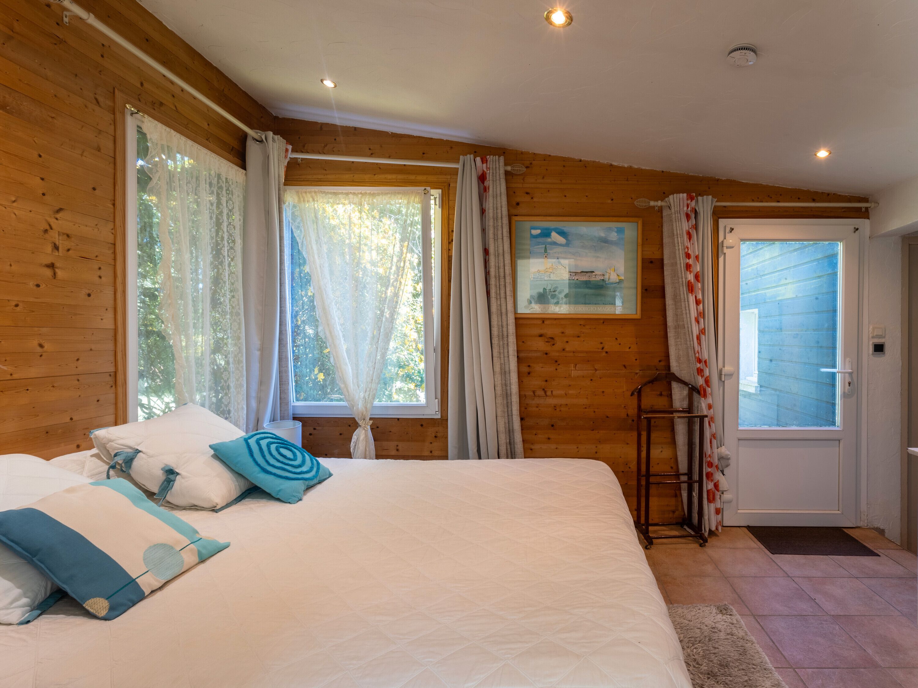 1 間睡房、免費 Wi-Fi、床單