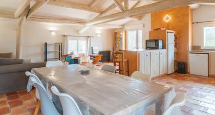 La maison "La Buisse - Grand Gite" avec vue sur la montagne, terrasse privée et Wi-Fi