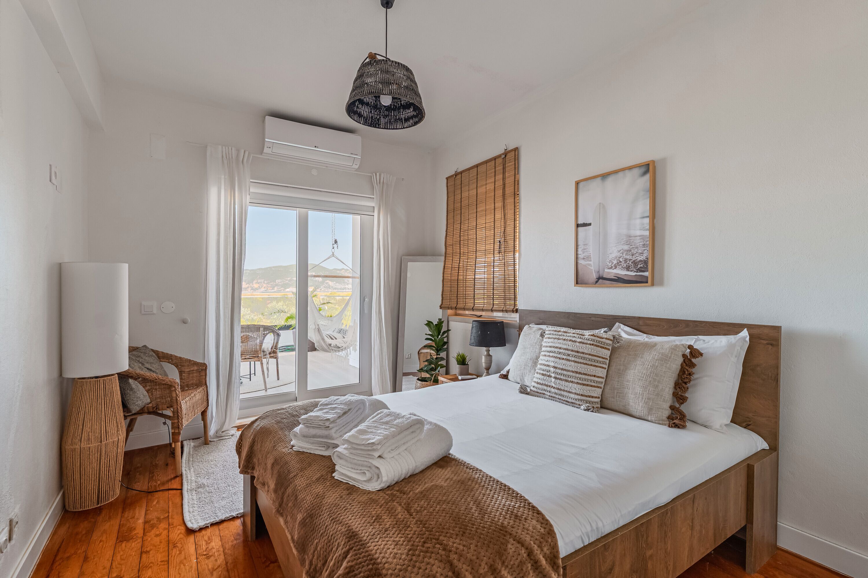 6 habitaciones, tabla de planchar con plancha y wifi gratis 