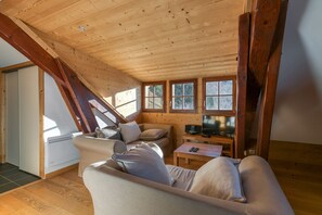 TV - Apartment 'Regain 8' with Mountain View and Balcony (Villard-Reculas)