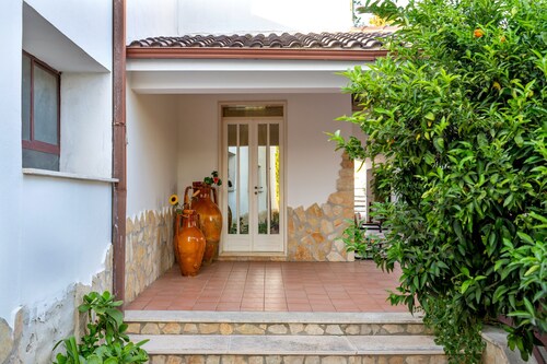 Villa 'Dany with Pool' with Private Pool, Wi-Fi and Air Conditioning