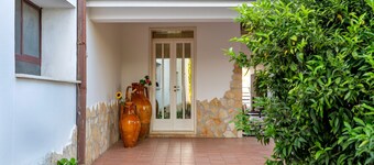 Villa 'Dany avec piscine' avec piscine privée, Wi-Fi et climatisation