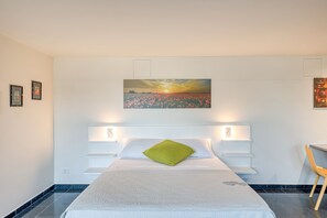 1 quarto, Wi-Fi de cortesia, roupa de cama