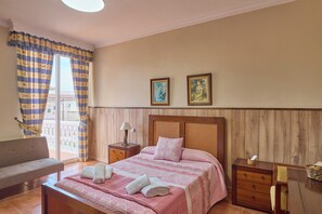 5 間睡房、熨斗/熨衫板、免費 Wi-Fi、床單