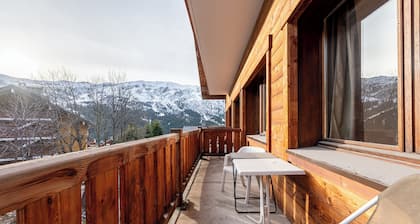 Apartment 'Appartement 26 - 9 Personnes' with Mountain View and Balcony