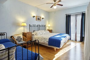 1 bedroom, bed sheets
